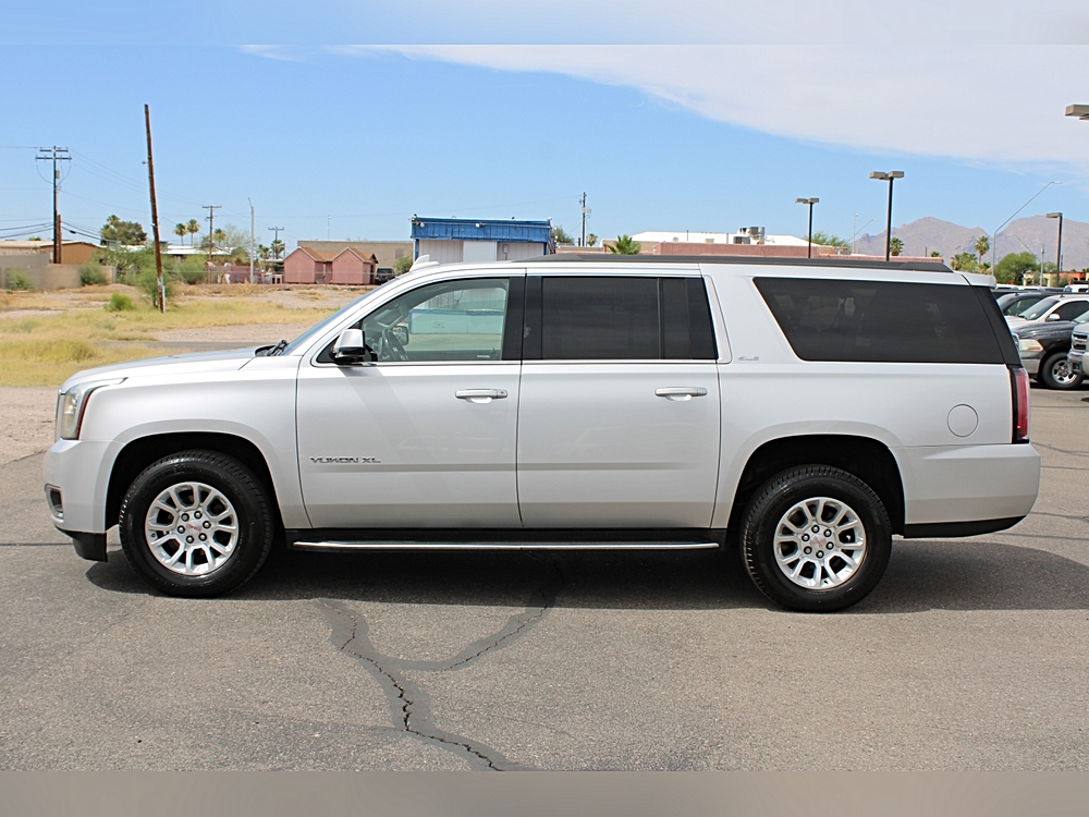 gmc yukon xl 2016 1GKS2FKC5GR327890 image gmc yukon xl 2016 1GKS2FKC5GR327890 image